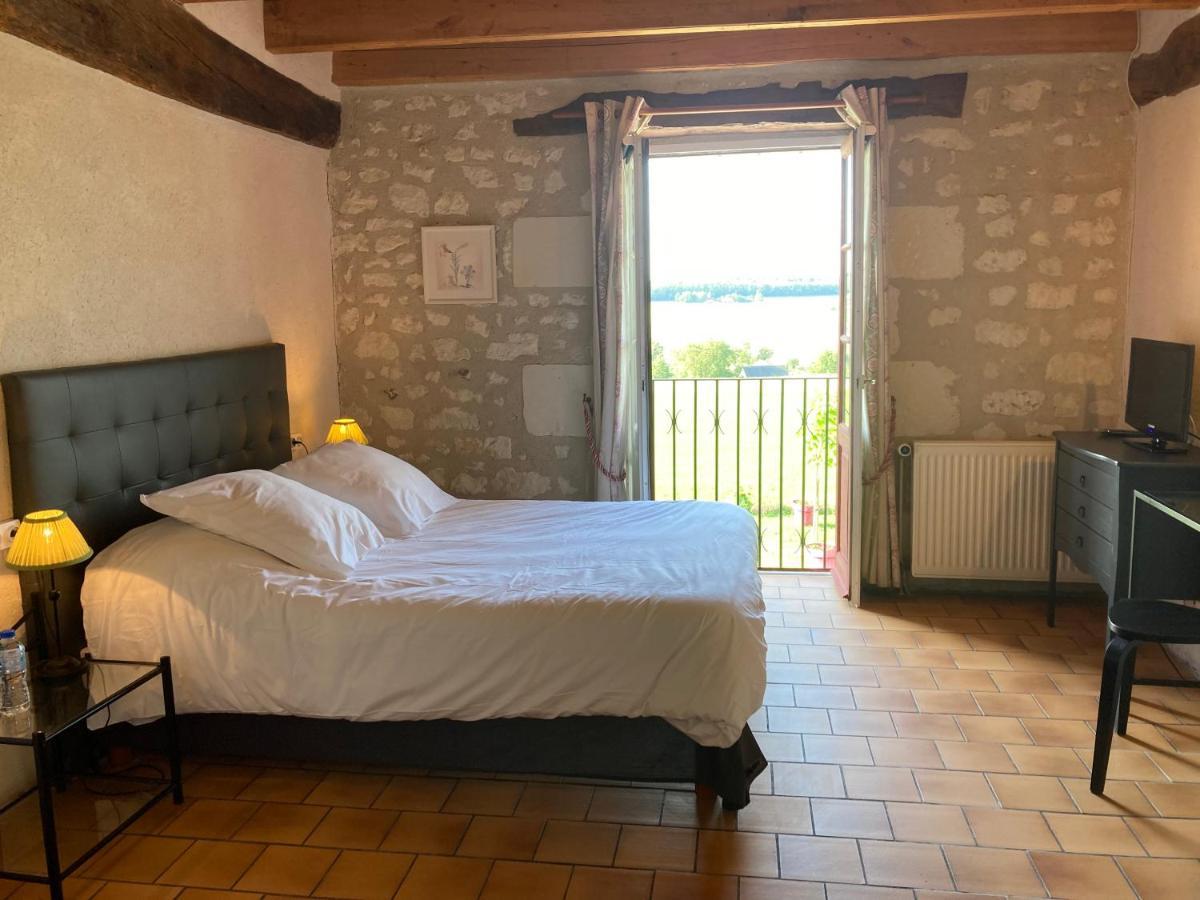 Logis Auberge De Crissay エクステリア 写真
