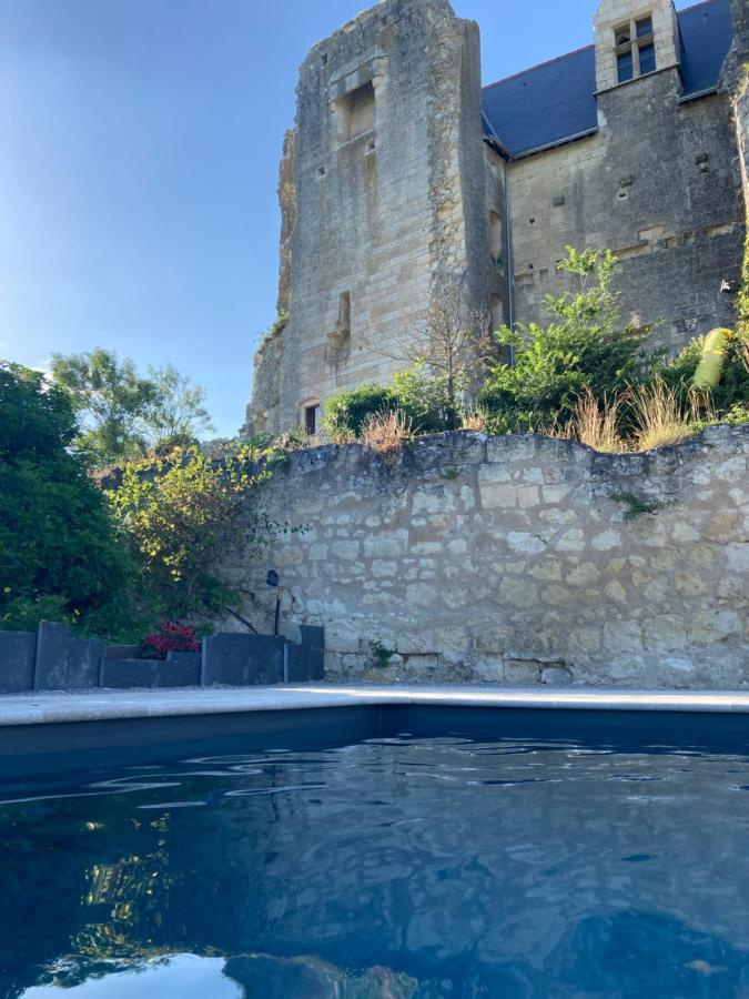 Logis Auberge De Crissay エクステリア 写真